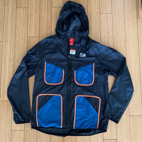 Nike International Windrunner Men’s Jacket - Picture 2 of 4
